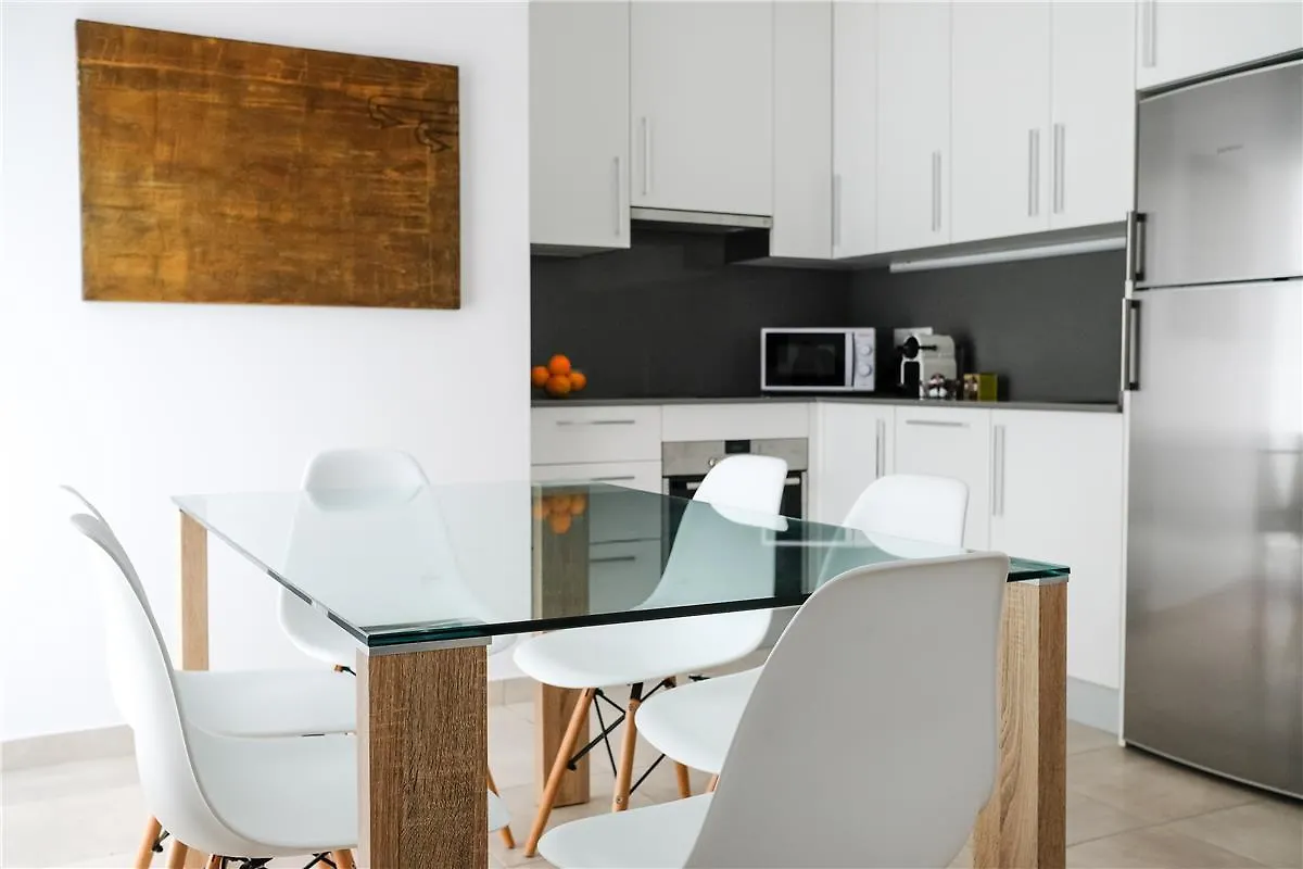 **  S'Alamera Suites Hotel & Apartments سانتا أيُلاريا ذيس ريو إسبانيا